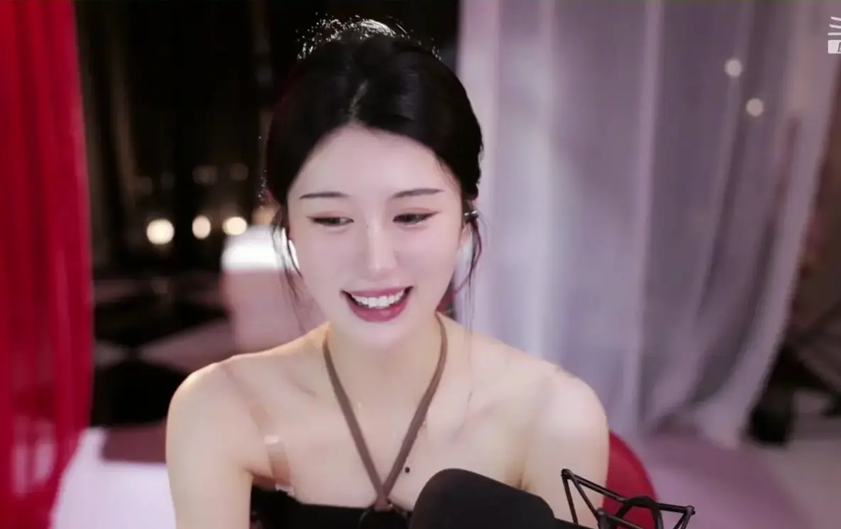 《onlyfans高颜值精选》完整版免费观看-抖音风徐雅2025片段无广告在线播-每日大赛超清合集HD