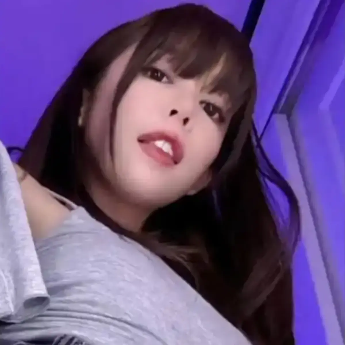 《绯红小猫KittyKum》高清无删减完整版 - 全集1080P在线观看 - 免费播放合集资源 - 绯红小猫KittyKum