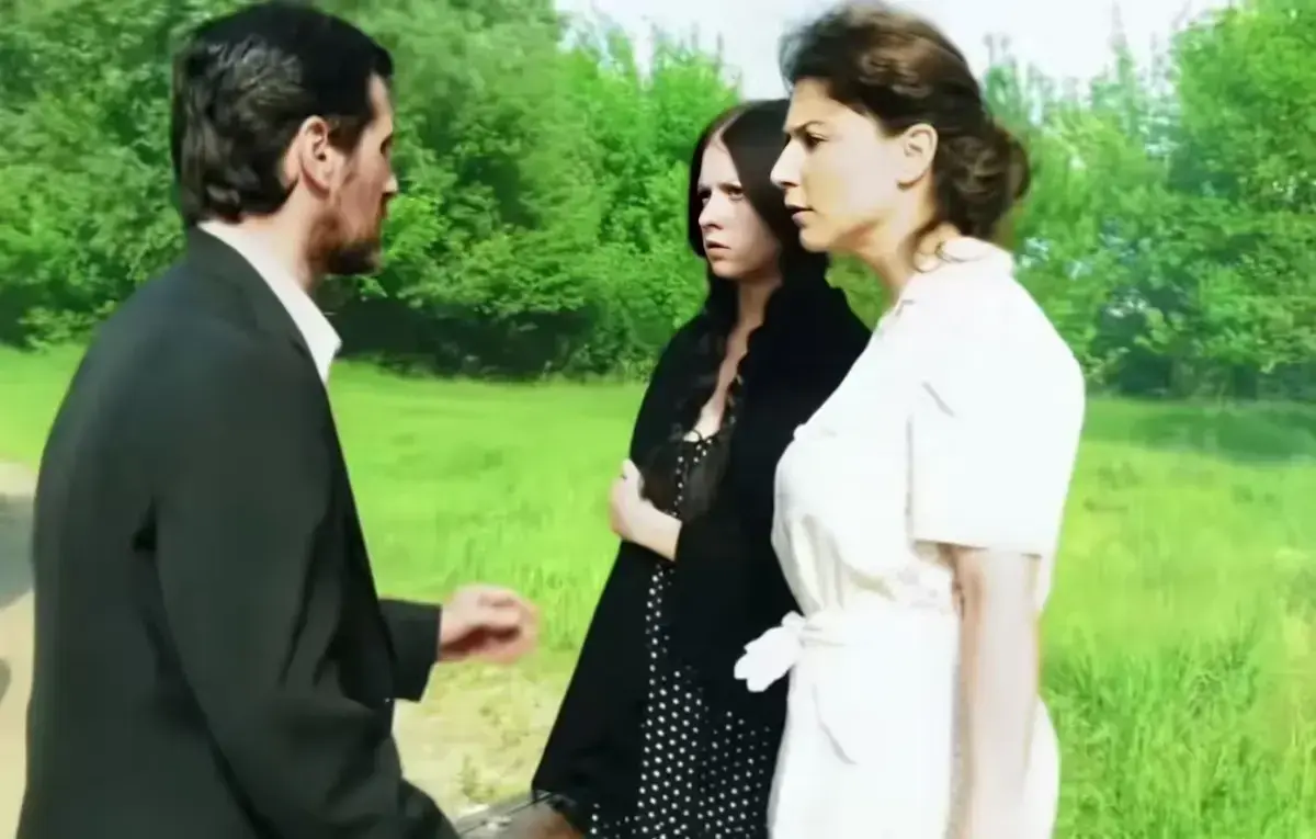 《烽火母女泪》三部曲全收录-Roberta Gemma主演未删减中文版独家首发-烽火母女泪全本震撼登场