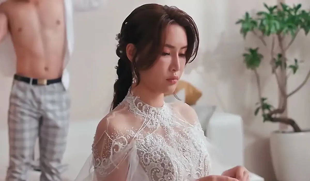 《苏畅-小凤新婚》完整版未删减1080P高清在线观看 — 艾熙老师领衔演绎港式现实题材力作 — 苏畅-小凤新婚免费无广告播放迅雷百度云下载