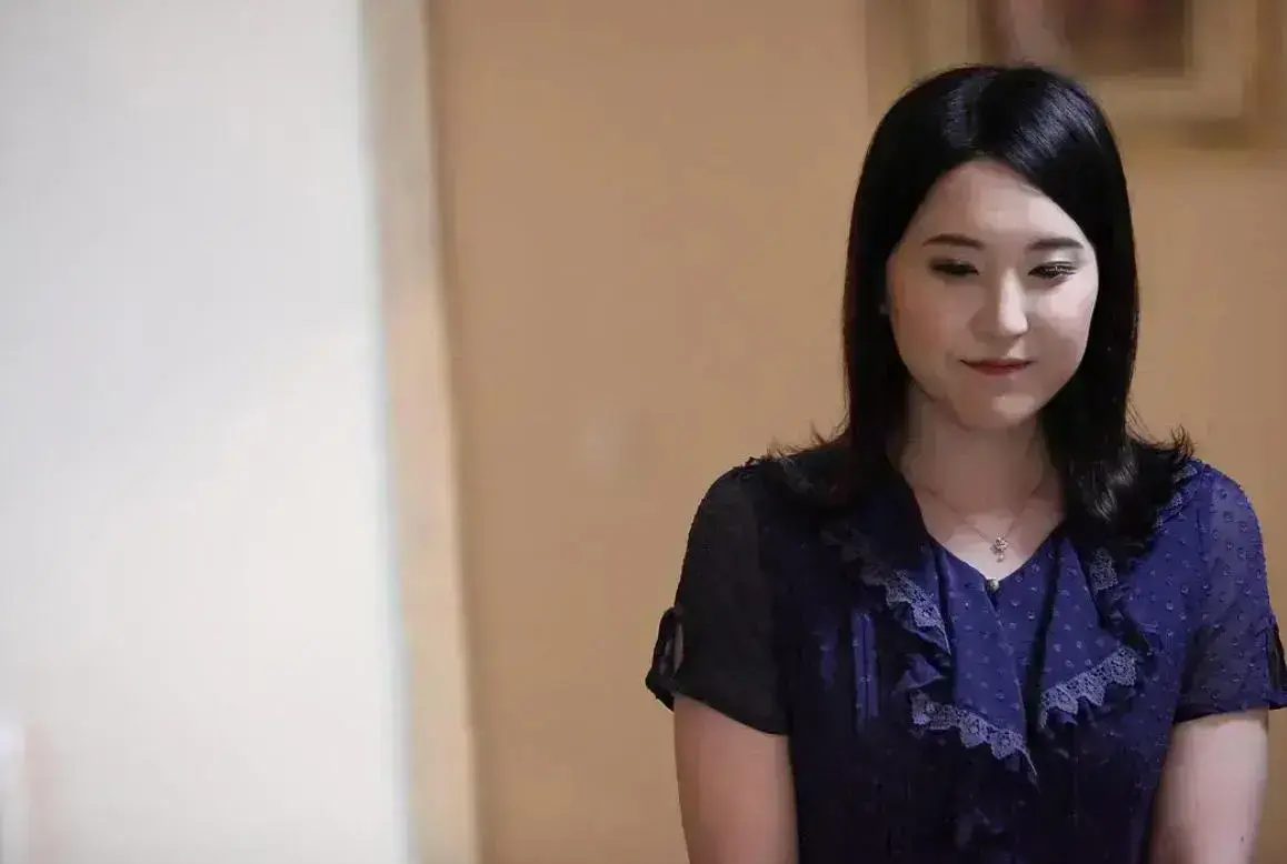 年轻的母亲未删减HD中字高清完整版在线观看-韩国伦理片《年轻的母亲》1080P免费播放-夸克百度网盘下载