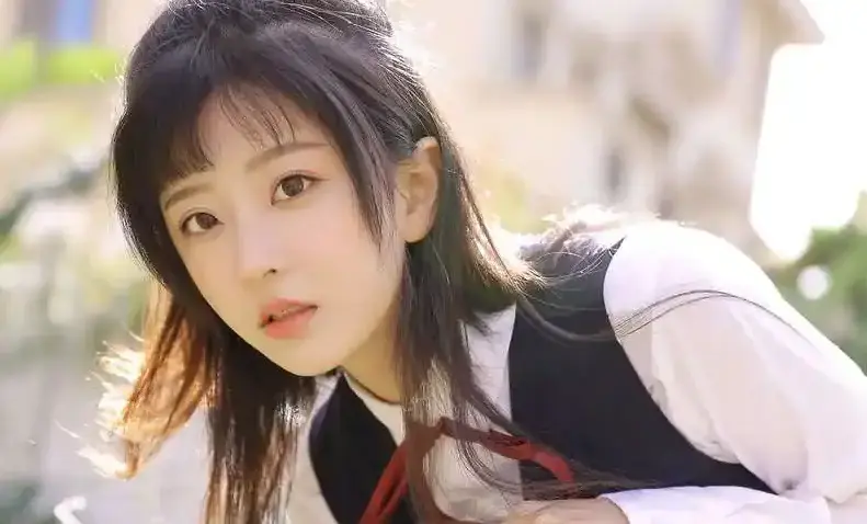 《美丽小蜜桃》未删减版在线观看-1978年美国电影《美丽小蜜桃》高清免费播放-完整艺术片全集