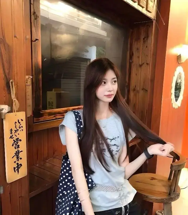 国产女神高清视频《抖音戴馨菲》在线观看 - 1080P高清无码完整版资源 - 夸克网盘免费下载